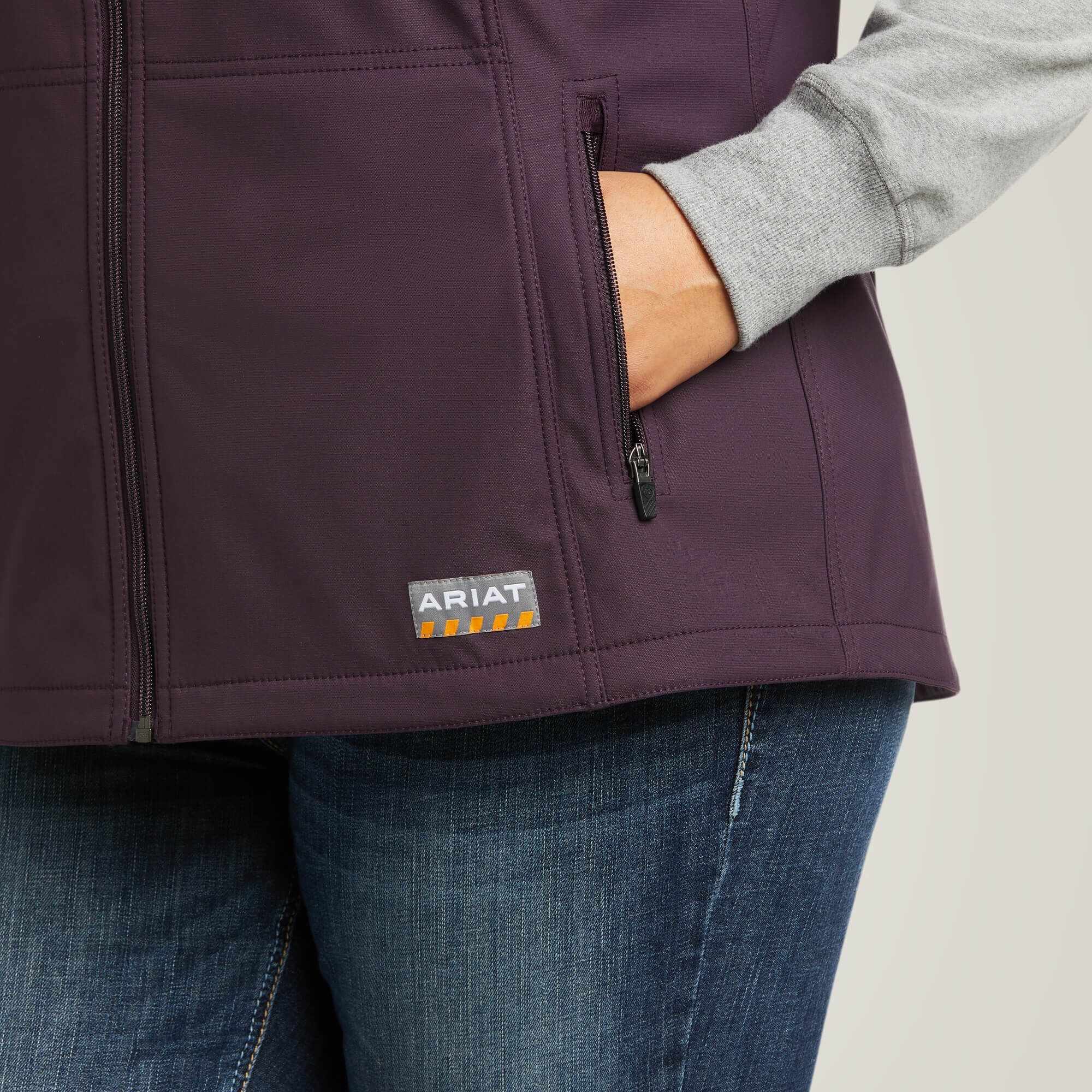 10037625_02_plus_warm